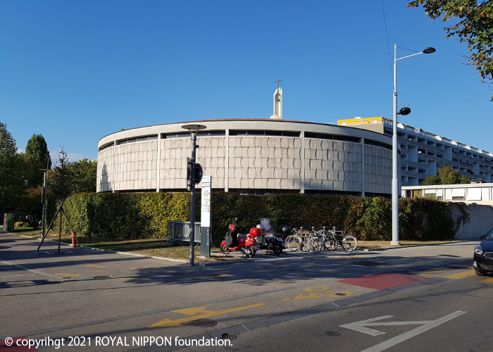 バチカンにて、生涯独身を貫き、家族のいない修道士のための葬儀に寄付させて頂きました。