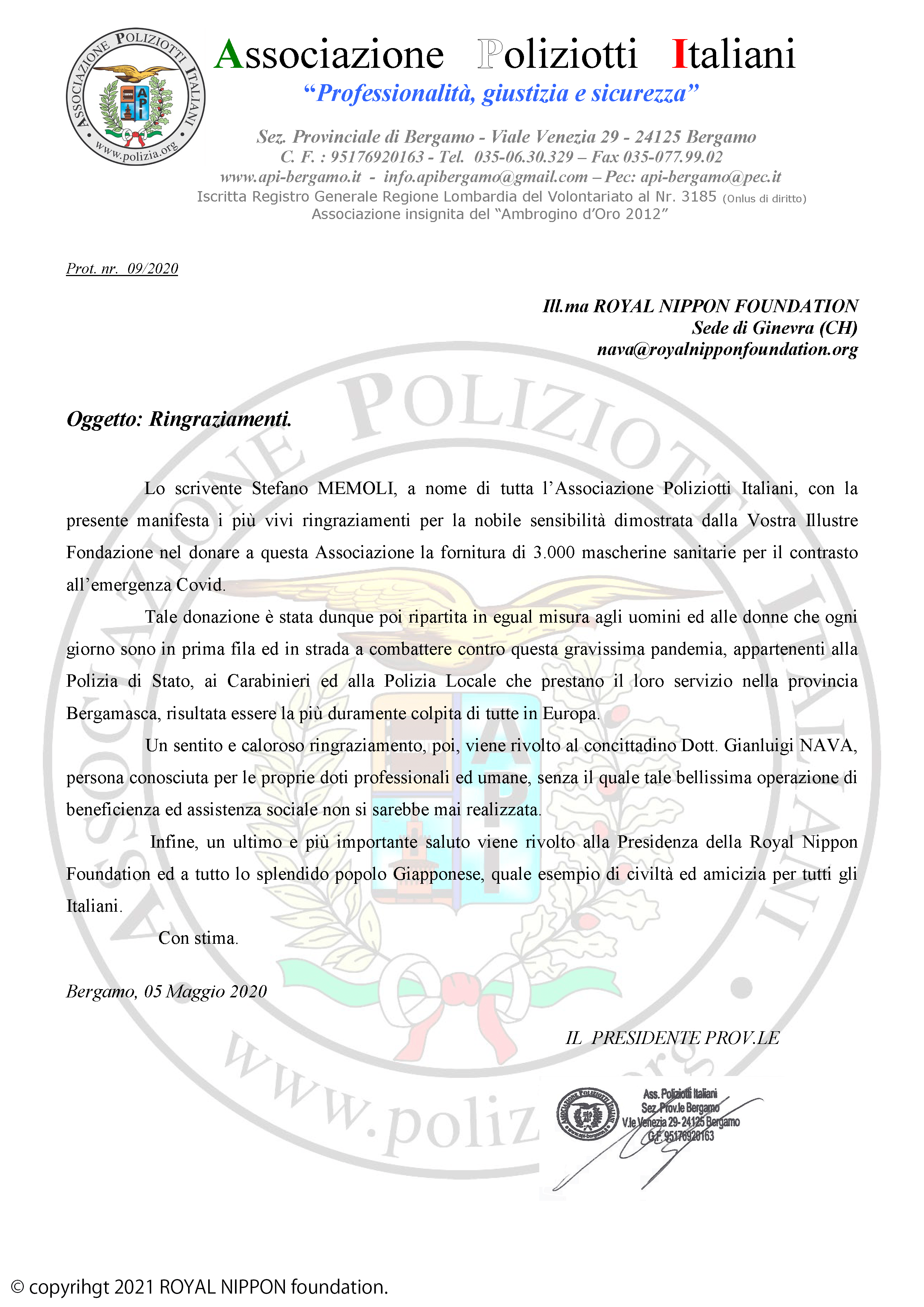 イタリア警察協会、ベルガモ市警察、軍警察より、寄付活動への感謝状を授与されました。